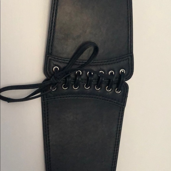 Belt - Picture 2 of 3